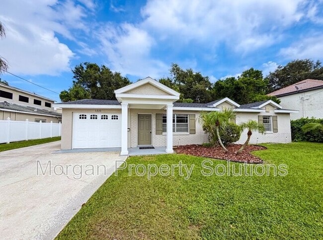 property at 1221 Poinsettia Ave