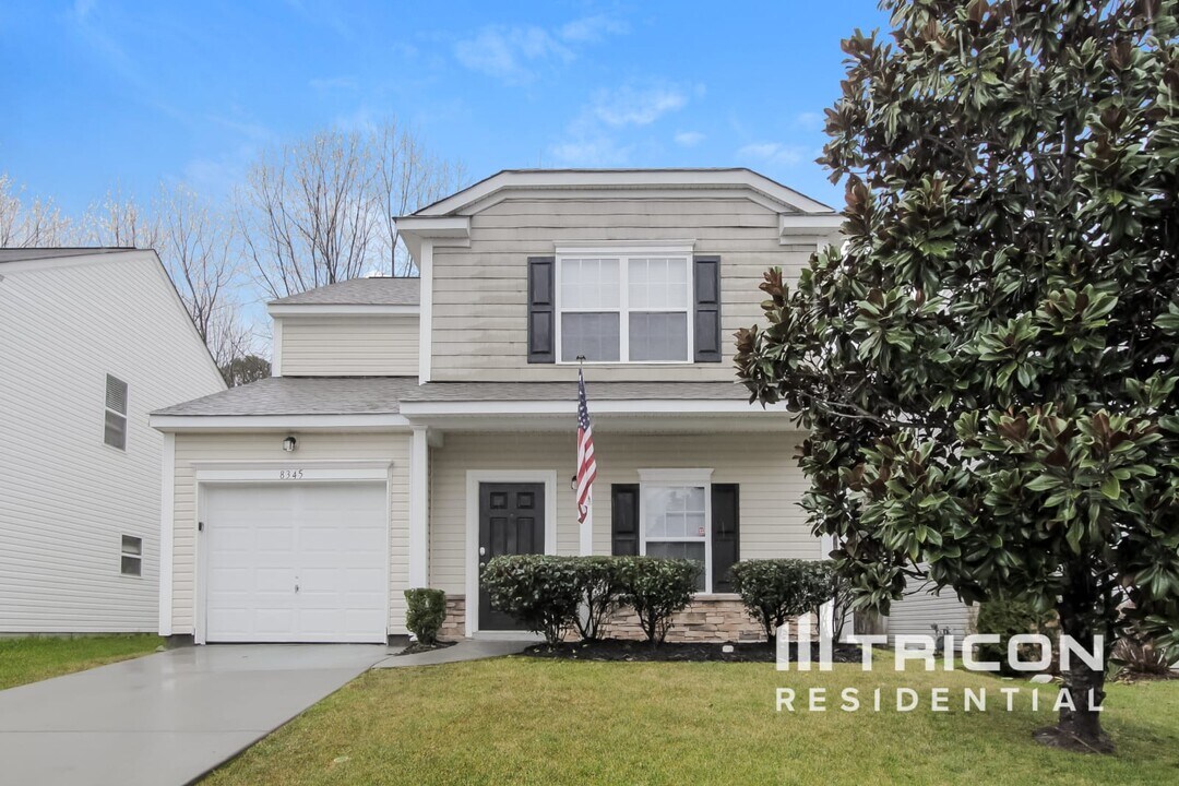 8345 Ainsworth St in Charlotte, NC - Building Photo