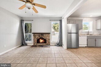 317 Osprey Ln in Voorhees Township, NJ - Building Photo - Building Photo