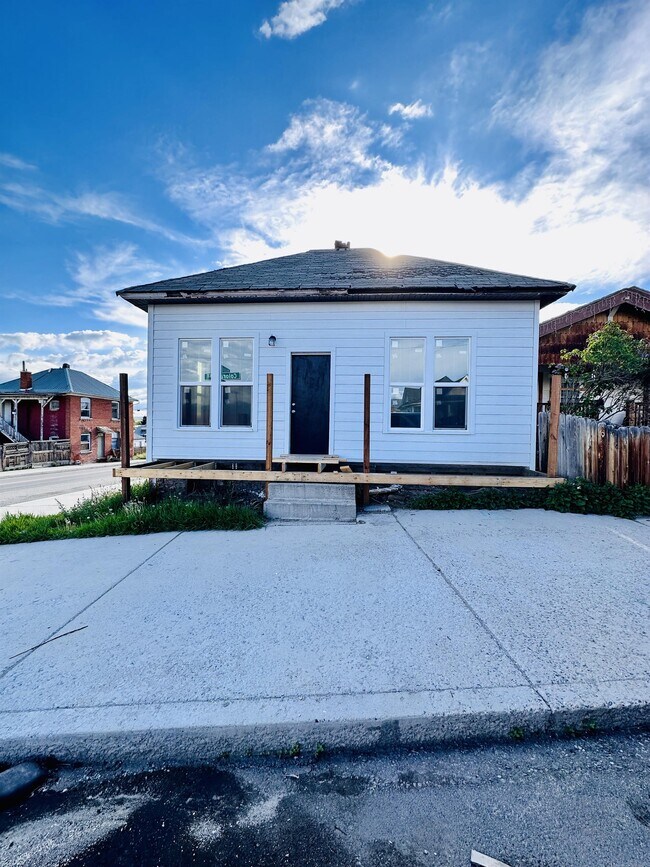 547 S Colorado St photo'