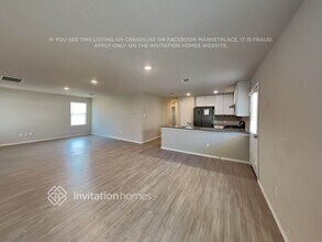 7335 Avila Vis in San Antonio, TX - Building Photo - Building Photo