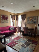 1020 S San Marino Way in Anaheim, CA - Building Photo - Building Photo