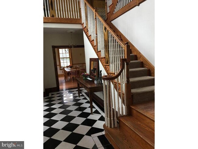 112 Leighton Dr in Bryn Mawr, PA - Building Photo - Building Photo