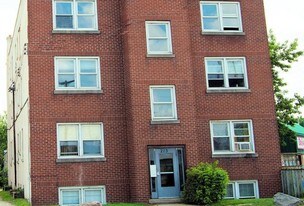 215-217 Hamilton Rd Apartments