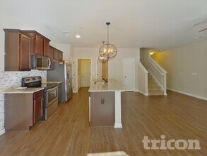 7817 Rock Rose Ln in Fairburn, GA - Foto de edificio - Building Photo