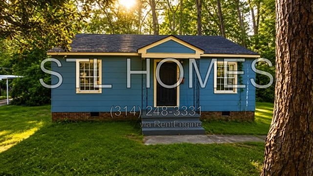 property at 3251 Meadow Ln