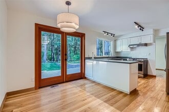 10448 320th Ave NE in Carnation, WA - Building Photo - Building Photo