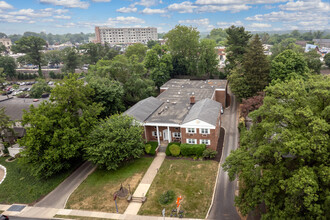 Merioneth Apartments in Ardmore, PA - Building Photo - Building Photo