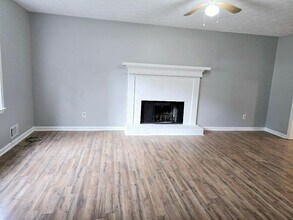 5696 Wylake Dr in Norcross, GA - Building Photo - Building Photo