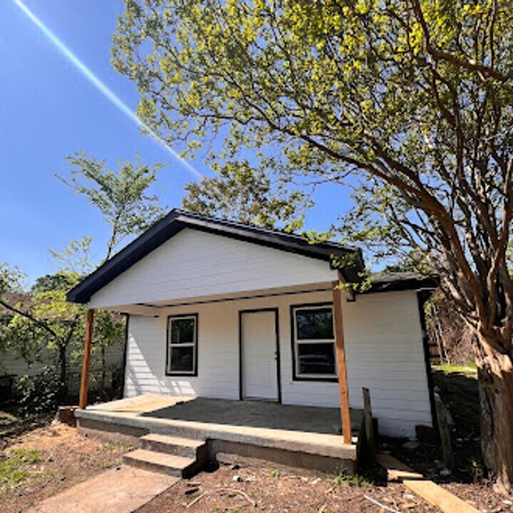 4515 Spring Garden St in Dallas, TX - Building Photo