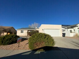 10429 Milano St NW in Albuquerque, NM - Building Photo