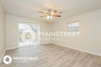 2005 Fox Ave in Moore, OK - Building Photo - Building Photo