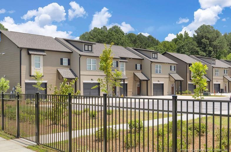 1137 Elk Knob Trl in Fayetteville, NC - Building Photo