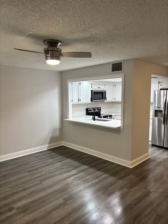 property at 604 Hammock Pine Blvd