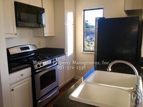 1652 Laguna St in Seaside, CA - Building Photo - Building Photo