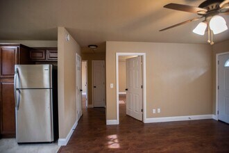 324 N Double Springs Rd-Unit -328 in Farmington, AR - Building Photo - Building Photo