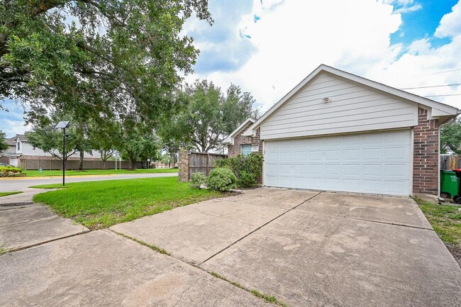 6666 Rusty Ridge Ln in Katy, TX - Building Photo - Building Photo