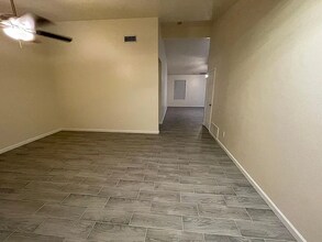 8019 S Muddy Creek Dr in Tucson, AZ - Building Photo - Building Photo