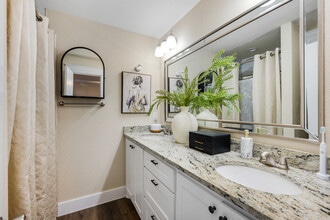 Cooper Ridge Apartment Homes in Texarkana, TX - Building Photo - Building Photo