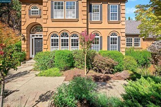 20 Oak Crest Ln in Alamo, CA - Building Photo - Building Photo