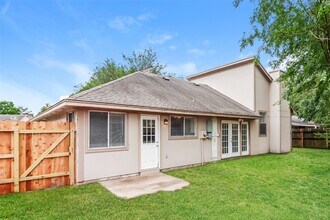 10531 Mills Walk Dr in Houston, TX - Building Photo - Building Photo