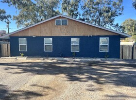 5624 S 6th St, Unit Apt 3 in Phoenix, AZ - Building Photo