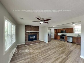 5847 Meadow View Ln in Flowery Branch, GA - Building Photo - Building Photo