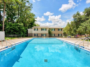 Hickory Knoll in Ocala, FL - Building Photo - Building Photo