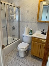 2732 12th St, Unit 3FL in Astoria, NY - Foto de edificio - Building Photo