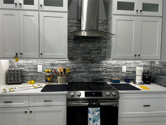 186 Fairway Rd in Rotonda West, FL - Building Photo - Building Photo