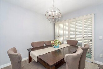 5455 Sylmar Ave in Los Angeles, CA - Building Photo - Building Photo