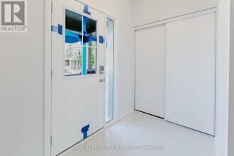 507 Brigatine Ave in Ottawa, ON - Building Photo - Building Photo