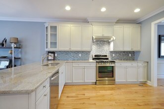 2 Foley Pl in New Providence, NJ - Building Photo - Building Photo