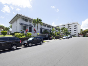 1047-1090 Ala Nanu St in Honolulu, HI - Building Photo - Building Photo