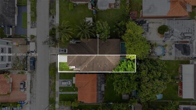 2784 SW 34th Ave in Miami, FL - Building Photo - Building Photo