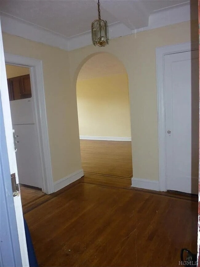 property at 100 Pelham Rd