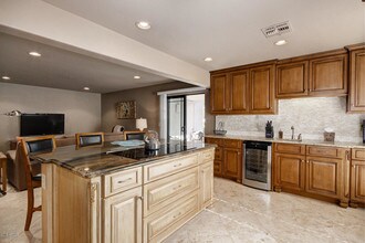 5225 N 24th St-Unit -101 in Phoenix, AZ - Building Photo - Building Photo