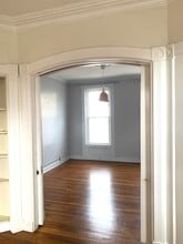 22 Lyon St, Unit 1 floor walkout garden in New Haven, CT - Building Photo - Building Photo