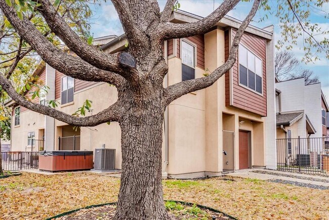 2608 E 6th St in Austin, TX - Building Photo - Building Photo