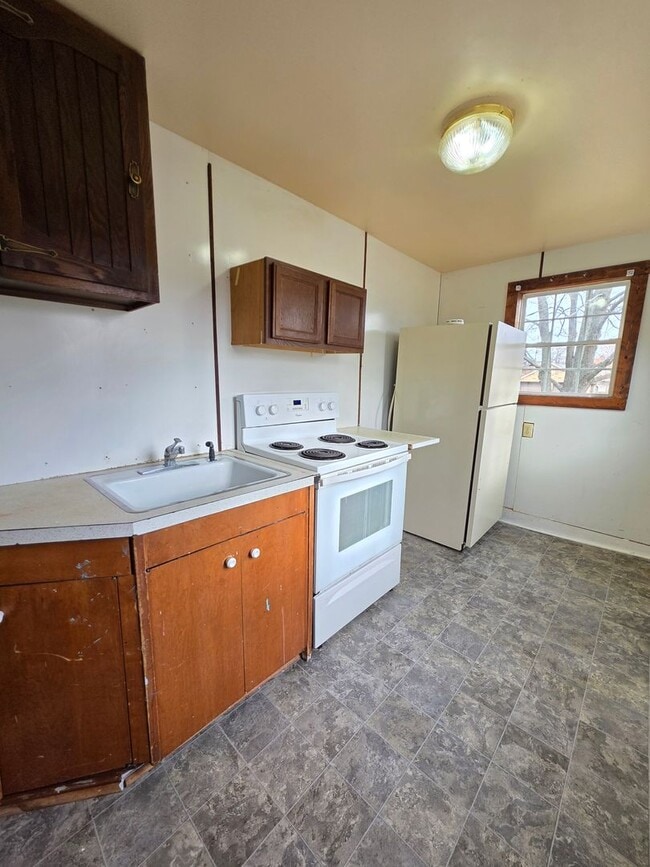 1441 Oak St in Wisconsin Rapids, WI - Building Photo - Building Photo