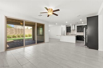 767 Tallgrass St in Las Vegas, NV - Building Photo - Building Photo