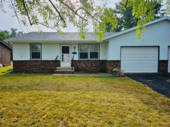 property at 747 Salem St