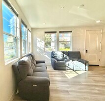 5750 Greige Cir, Unit STE D in Dublin, CA - Building Photo