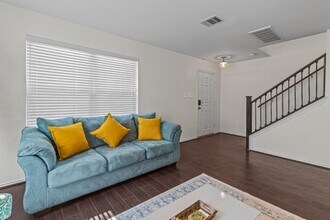 509 Red Tailed Hawk Dr in Pflugerville, TX - Foto de edificio - Building Photo