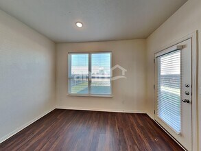 2713 Brogan Crk in Canyon Lake, TX - Building Photo - Building Photo