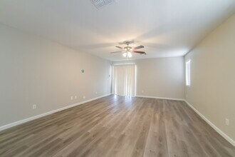 8019 W Pioneer St in Phoenix, AZ - Building Photo - Building Photo