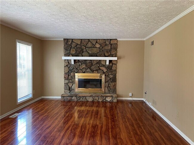 1397 Brookcliff Dr in Marietta, GA - Building Photo - Building Photo