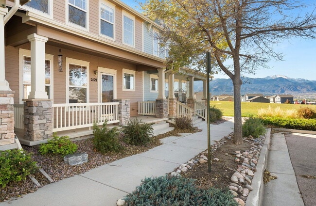 2129 Gilpin Ave in Colorado Springs, CO - Building Photo - Building Photo