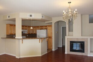 1067 Niguel Ln in San Jose, CA - Building Photo