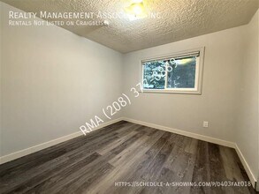 1935 Hailey Ln in Boise, ID - Building Photo - Building Photo